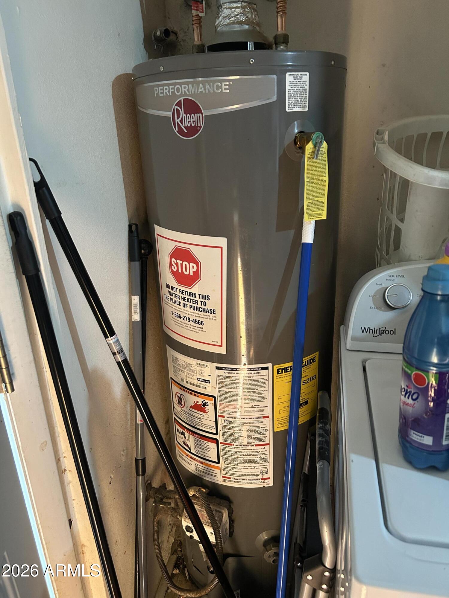 12410 North Escobar Way Phoenix, AZ 85022 - Photo 17 of 20 a close up of a storage