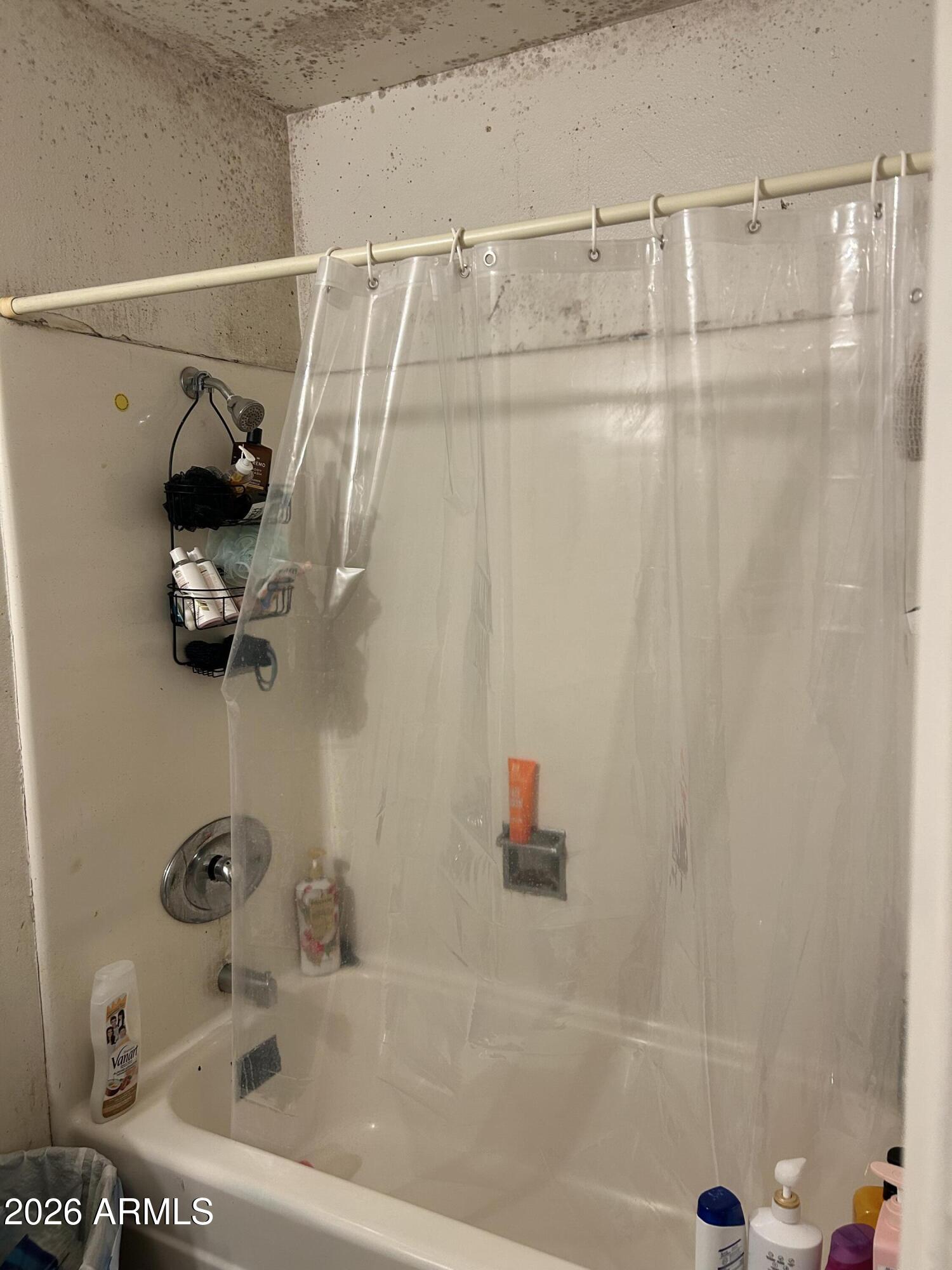 12410 North Escobar Way Phoenix, AZ 85022 - Photo 20 of 20 a bathroom with a shower and a sink