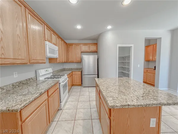 $2,550 | 5646 St Elias Street, North Las Vegas, NV 89081