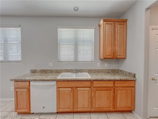 $2,550 | 5646 St Elias Street, North Las Vegas, NV 89081