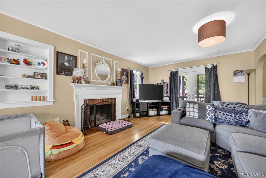 1404 Harvard Road East Lansing, MI 48823 - Photo 20 of 45