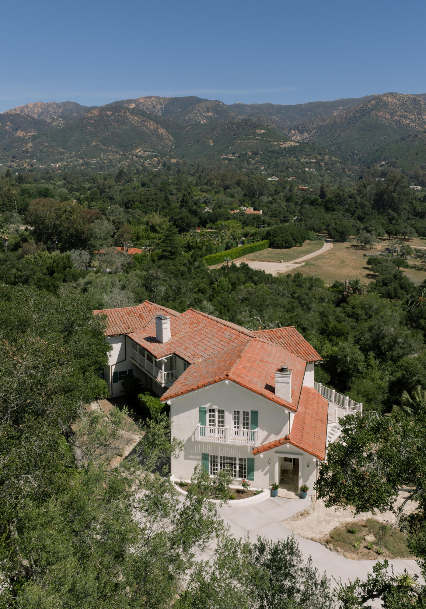 939 Arcady Road Santa Barbara, CA 93108 - Photo 26 of 28 an aerial view of a house