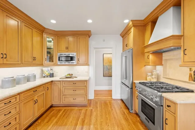 $2,998,000 | 1517 Cypress Avenue, Burlingame, CA 94010