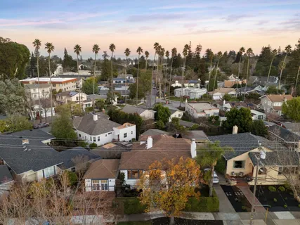 $2,998,000 | 1517 Cypress Avenue, Burlingame, CA 94010