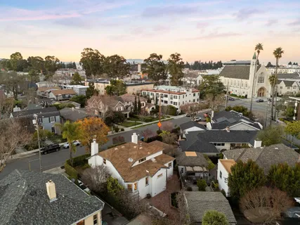 $2,998,000 | 1517 Cypress Avenue, Burlingame, CA 94010