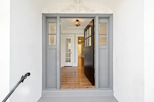 $2,998,000 | 1517 Cypress Avenue, Burlingame, CA 94010