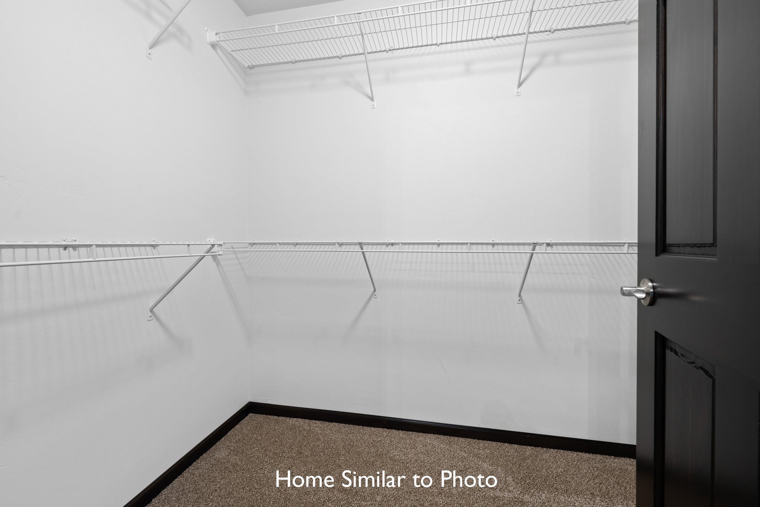 1011 Constellation Way Marinette, WI 54143 - Photo 31 of 38