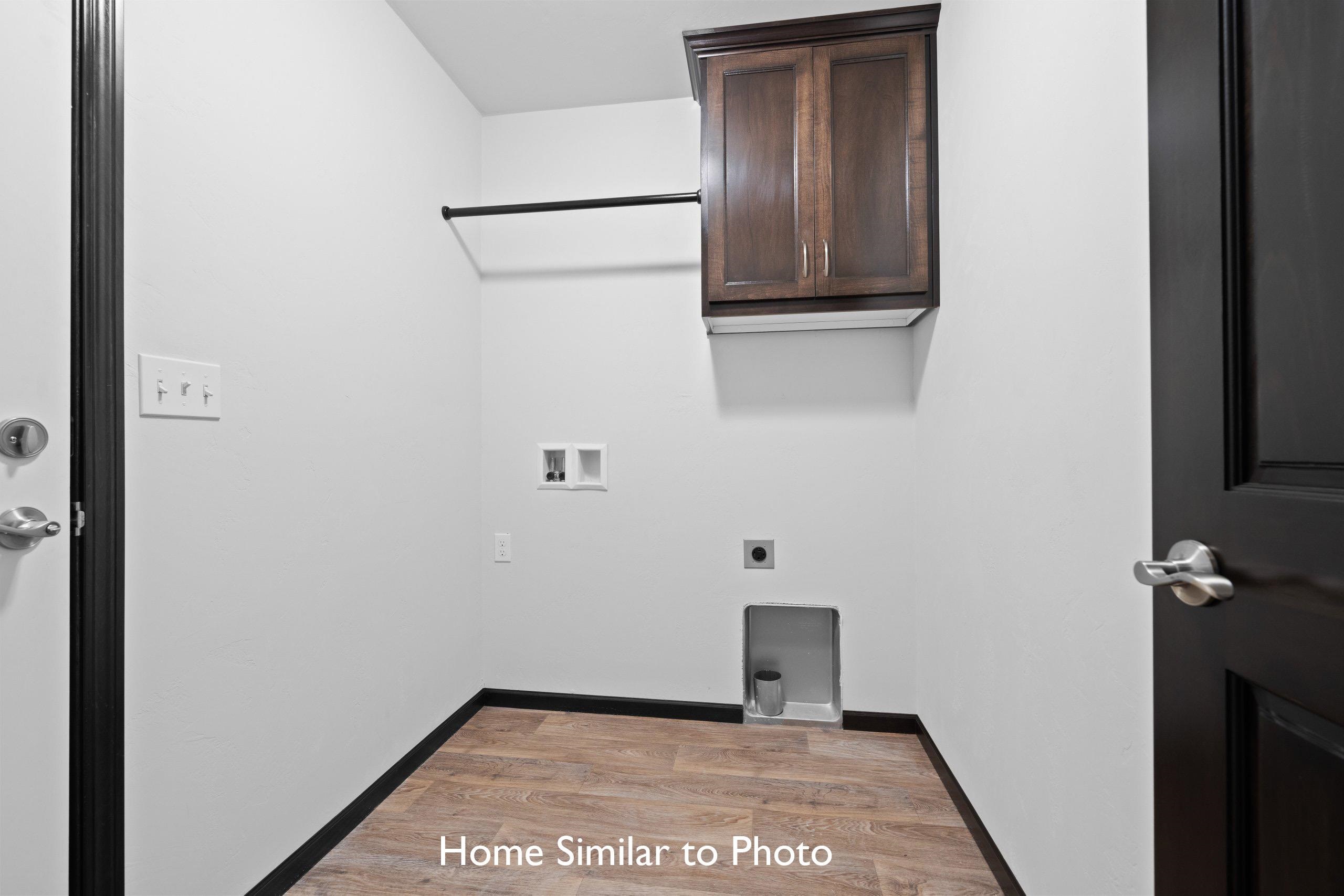 1011 Constellation Way Marinette, WI 54143 - Photo 35 of 38