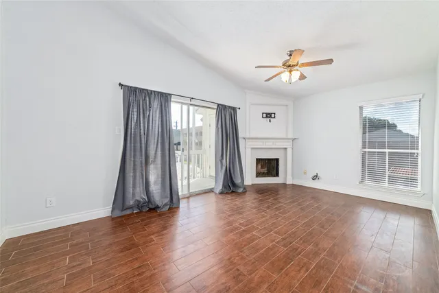 $1,600 | 2300 Augusta Drive, Unit 24, Houston, TX 77057