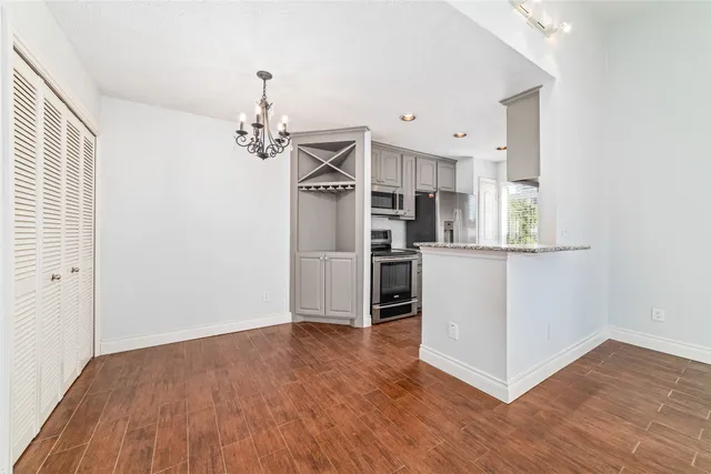 $1,600 | 2300 Augusta Drive, Unit 24, Houston, TX 77057