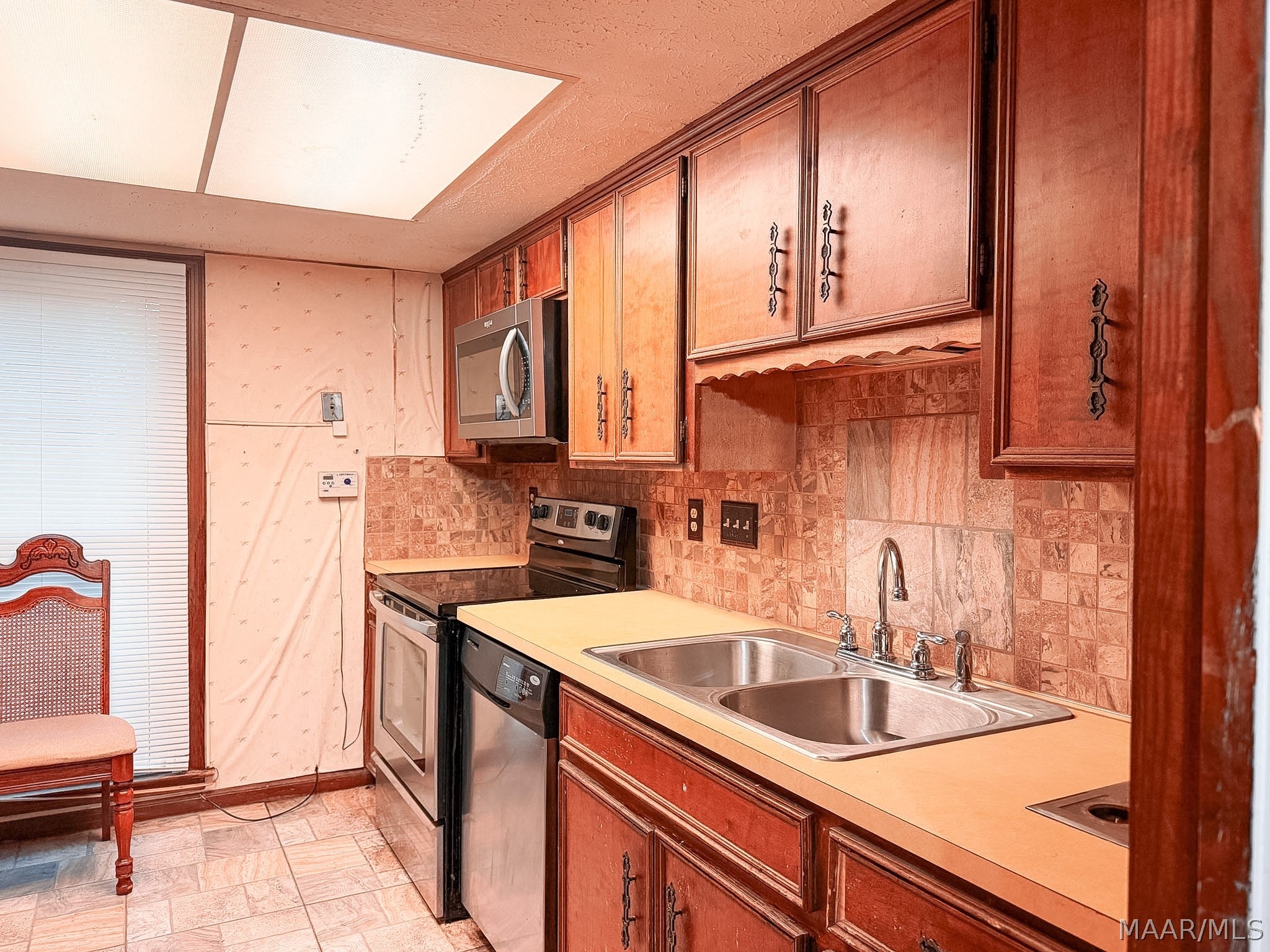 2076 Rexford Road Montgomery, AL 36116 - Photo 8 of 23 Gallery Image 8
