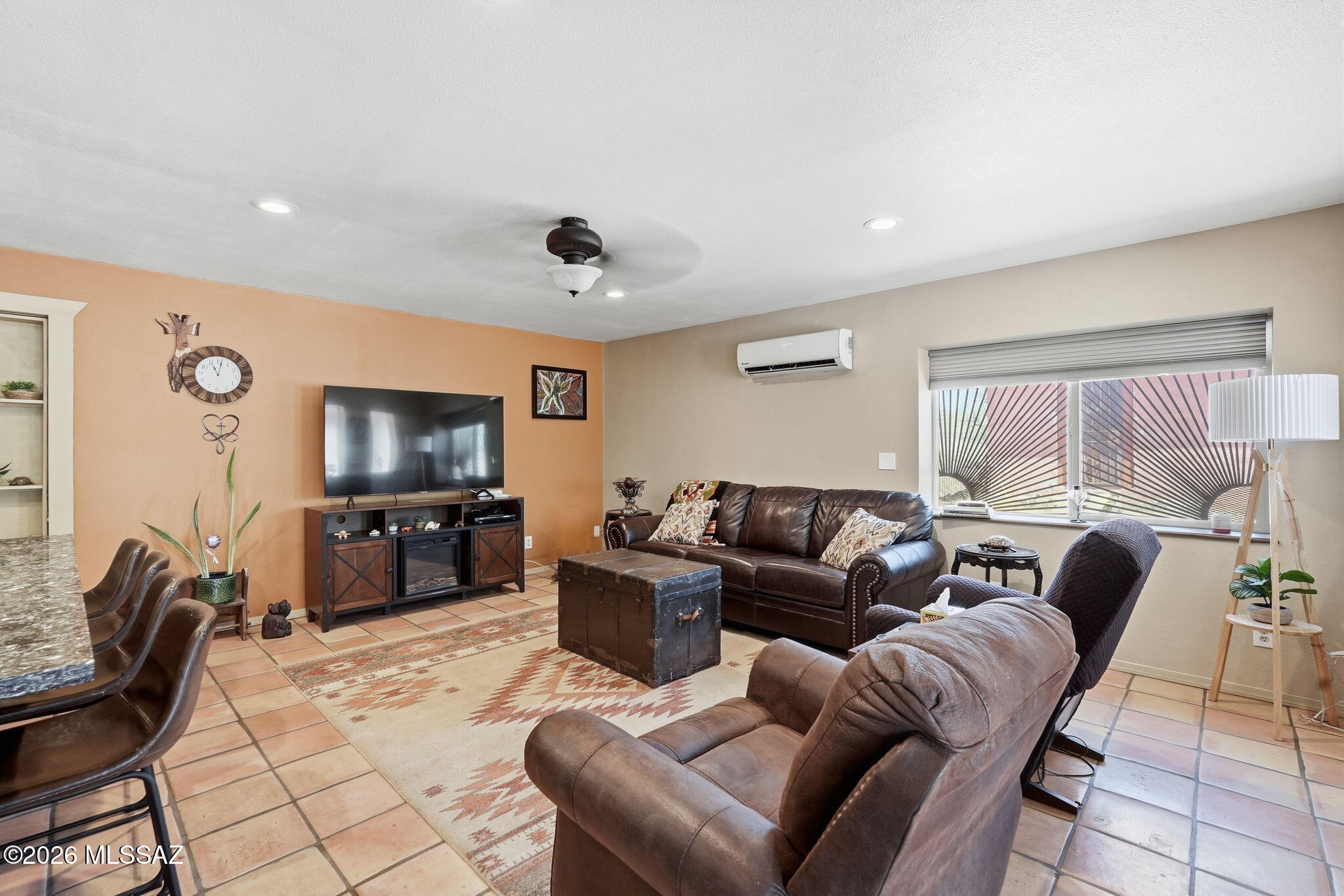 16315 West Ili Teka Road Arivaca, AZ 85601 - Photo 25 of 44 Living room