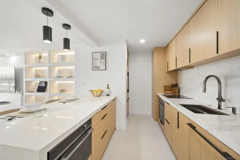 $1,575,000 | 1760 Avenida Del Mundo, Unit 901, Coronado, CA 92118