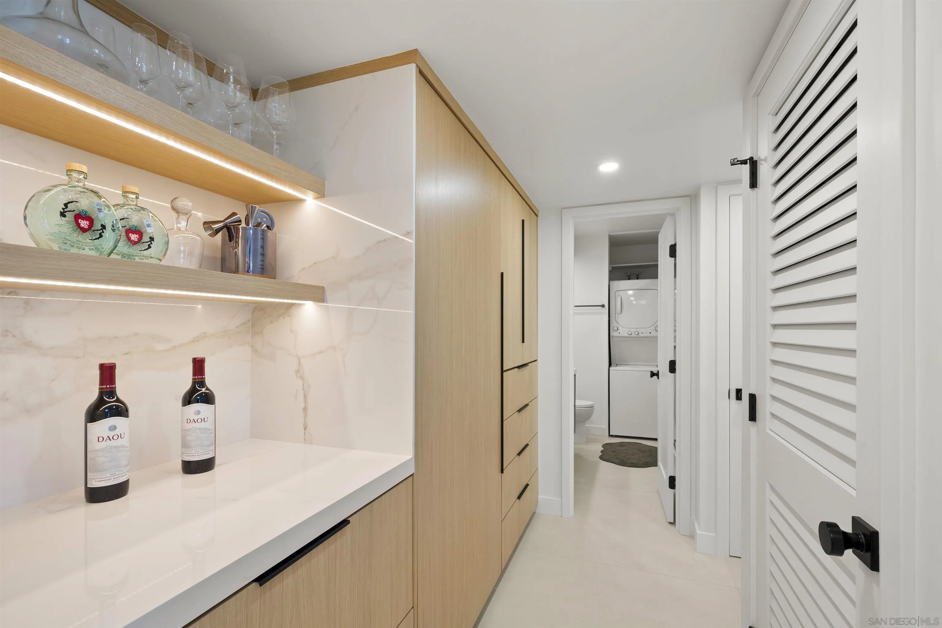 1760 Avenida Del Mundo, Unit 901 Coronado, CA 92118 - Photo 14 of 29