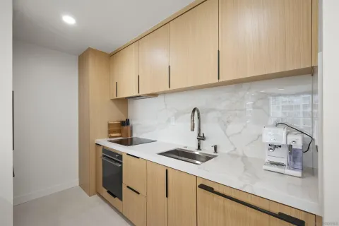 $1,575,000 | 1760 Avenida Del Mundo, Unit 901, Coronado, CA 92118