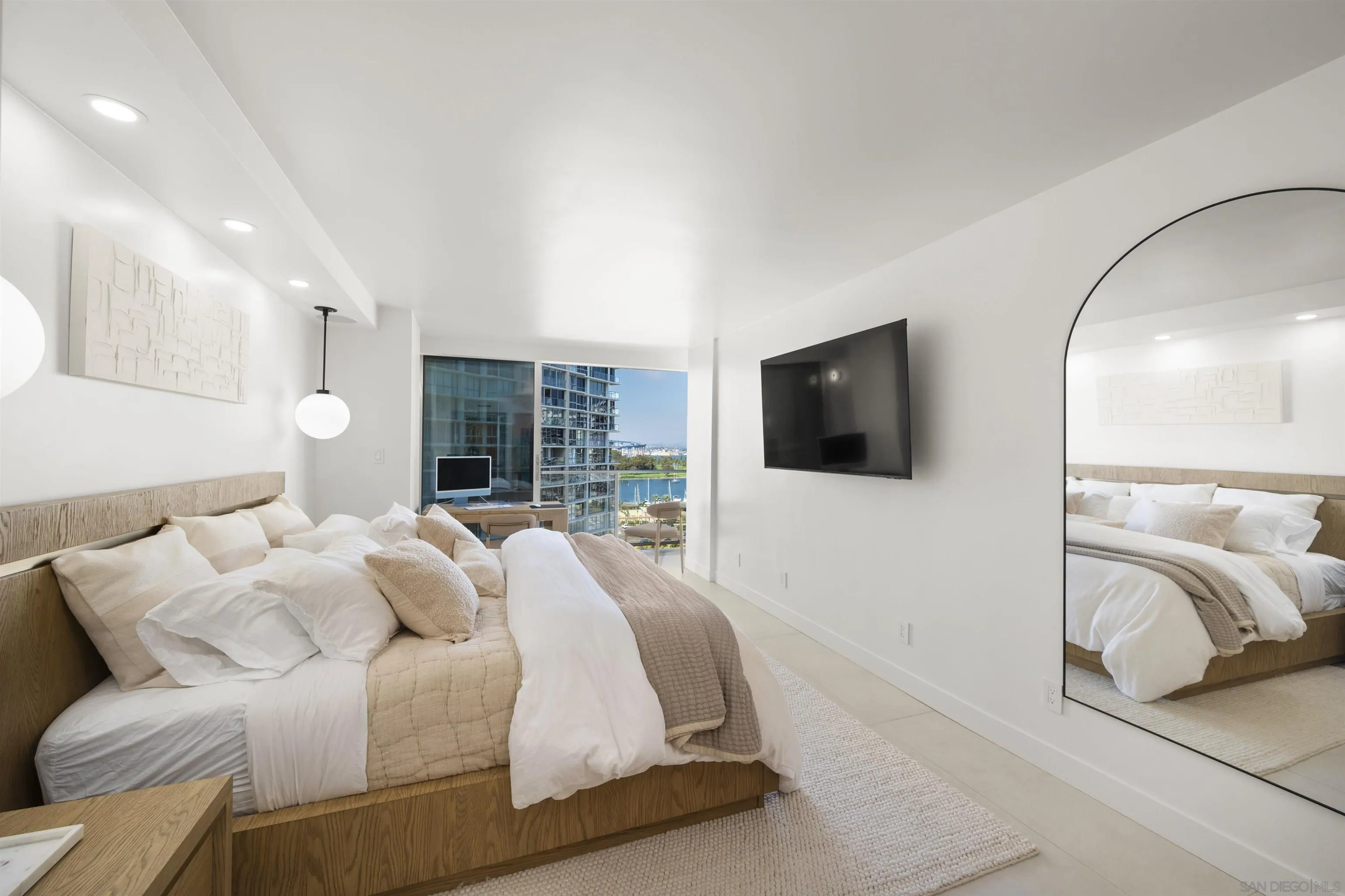 1760 Avenida Del Mundo, Unit 901 Coronado, CA 92118 - Photo 18 of 29