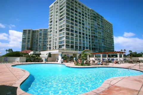 $1,575,000 | 1760 Avenida Del Mundo, Unit 901, Coronado, CA 92118