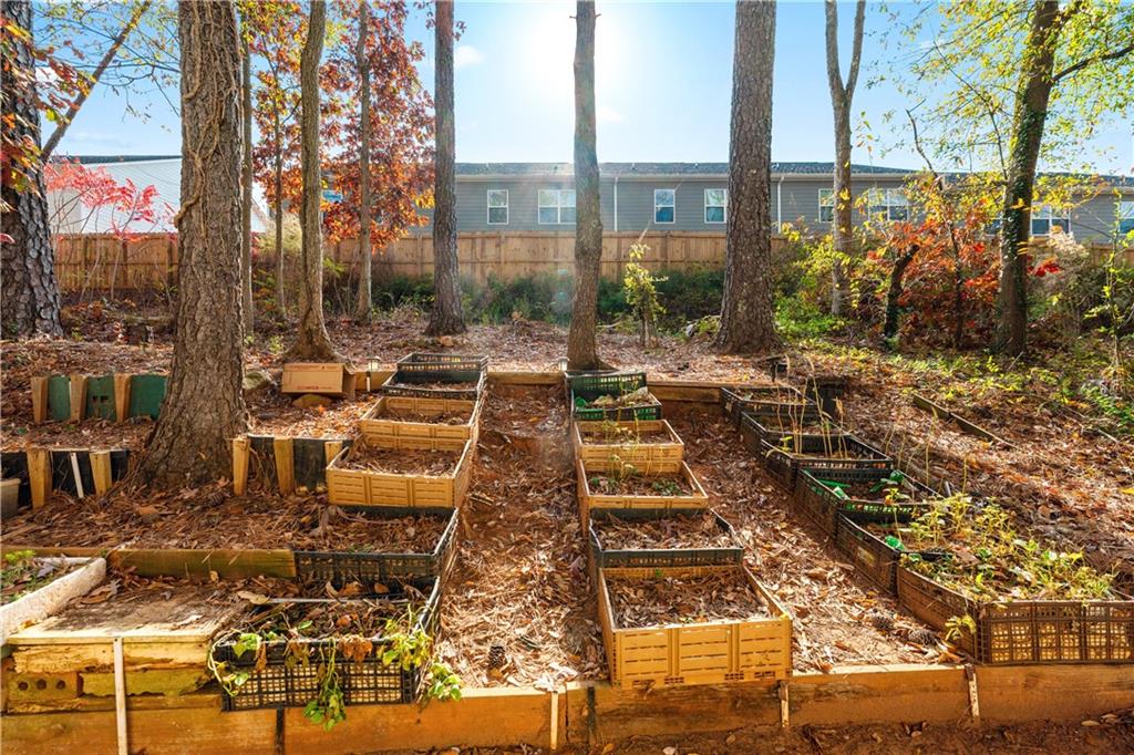 936 6 Oaks Circle, Unit B Norcross, GA 30093 - Photo 26 of 26