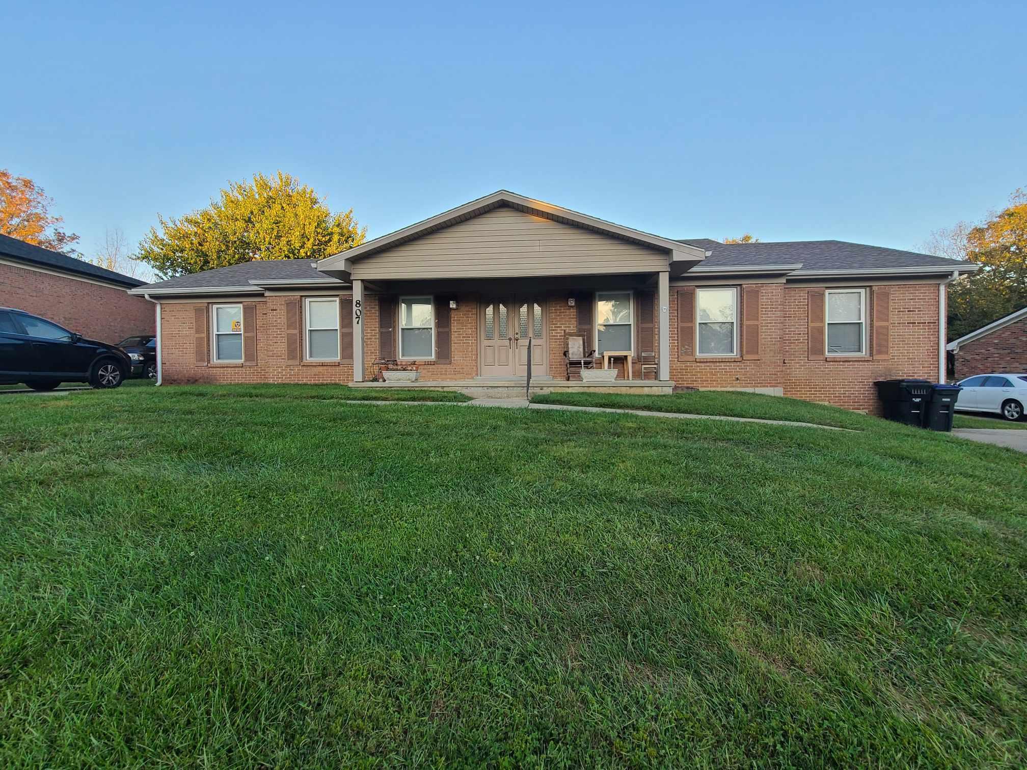 807 Ridgeview Drive Frankfort, KY 40601 - Photo 1 of 22 front view