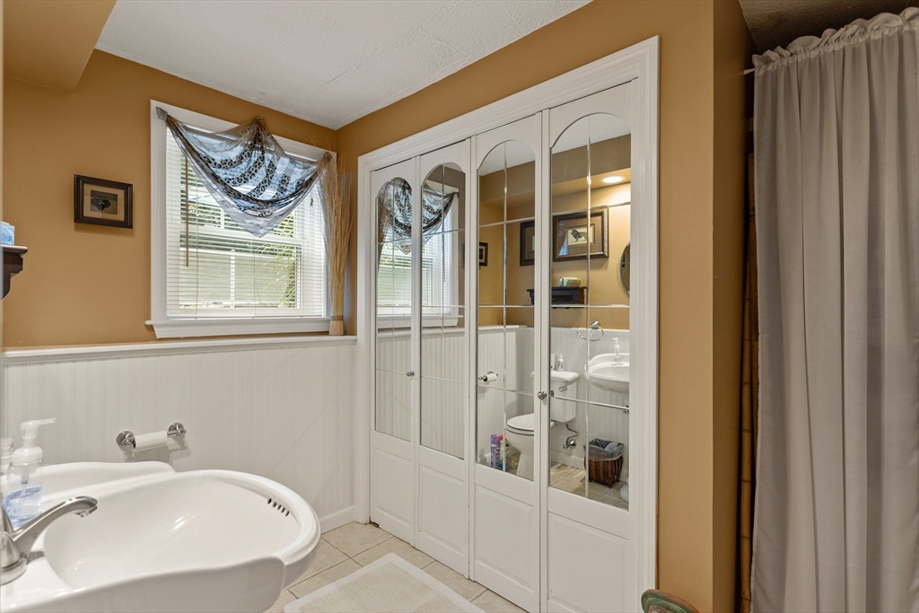 7 Rodeo Circle Billerica, MA 01821 - Photo 19 of 29 Gallery Image 19