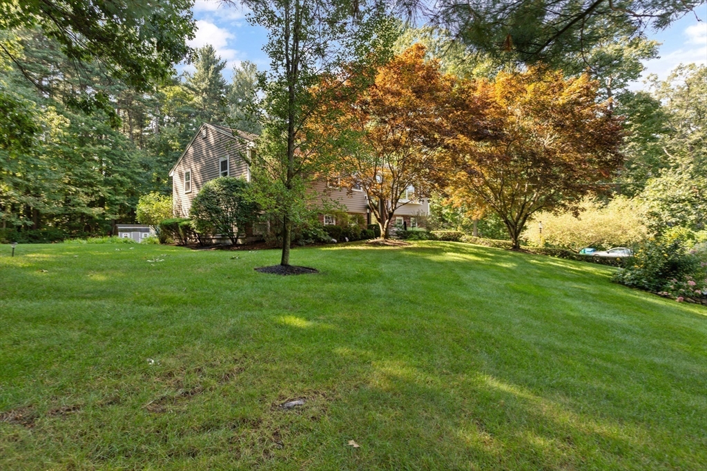 7 Rodeo Circle Billerica, MA 01821 - Photo 28 of 29 Gallery Image 28