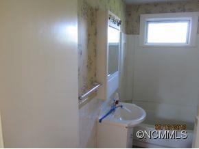 79 Reece Road Weaverville, NC 28787 - Photo 16 of 22 Gallery Image 16