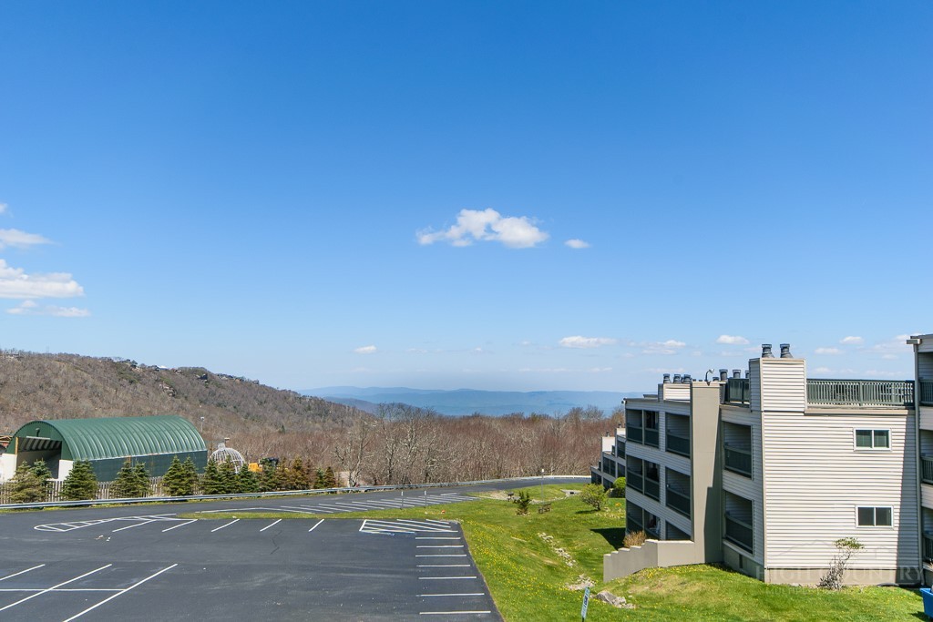 301 Pinnacle Inn Road, Unit 2204 Beech Mountain, NC 28604 - Photo 34 of 47