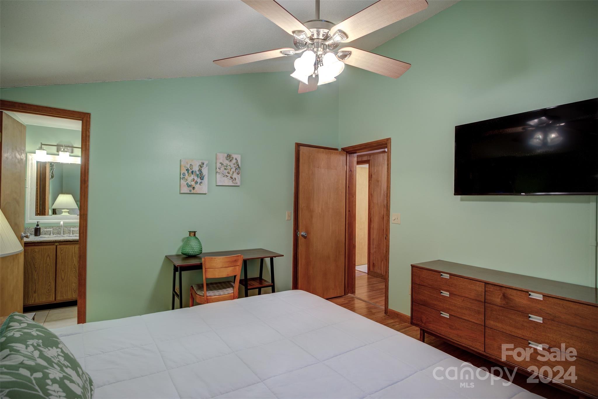 188 Laurel Ridge, Unit C16 Banner Elk, NC 28604 - Photo 11 of 37 Gallery Image 11