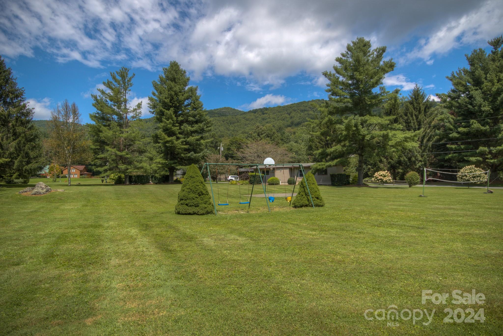 188 Laurel Ridge, Unit C16 Banner Elk, NC 28604 - Photo 33 of 37 Gallery Image 33
