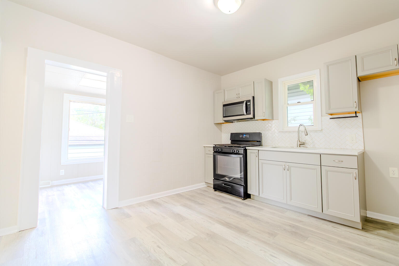 829 Johnson Street Gary, IN 46402 - Photo 17 of 42 1536x1024