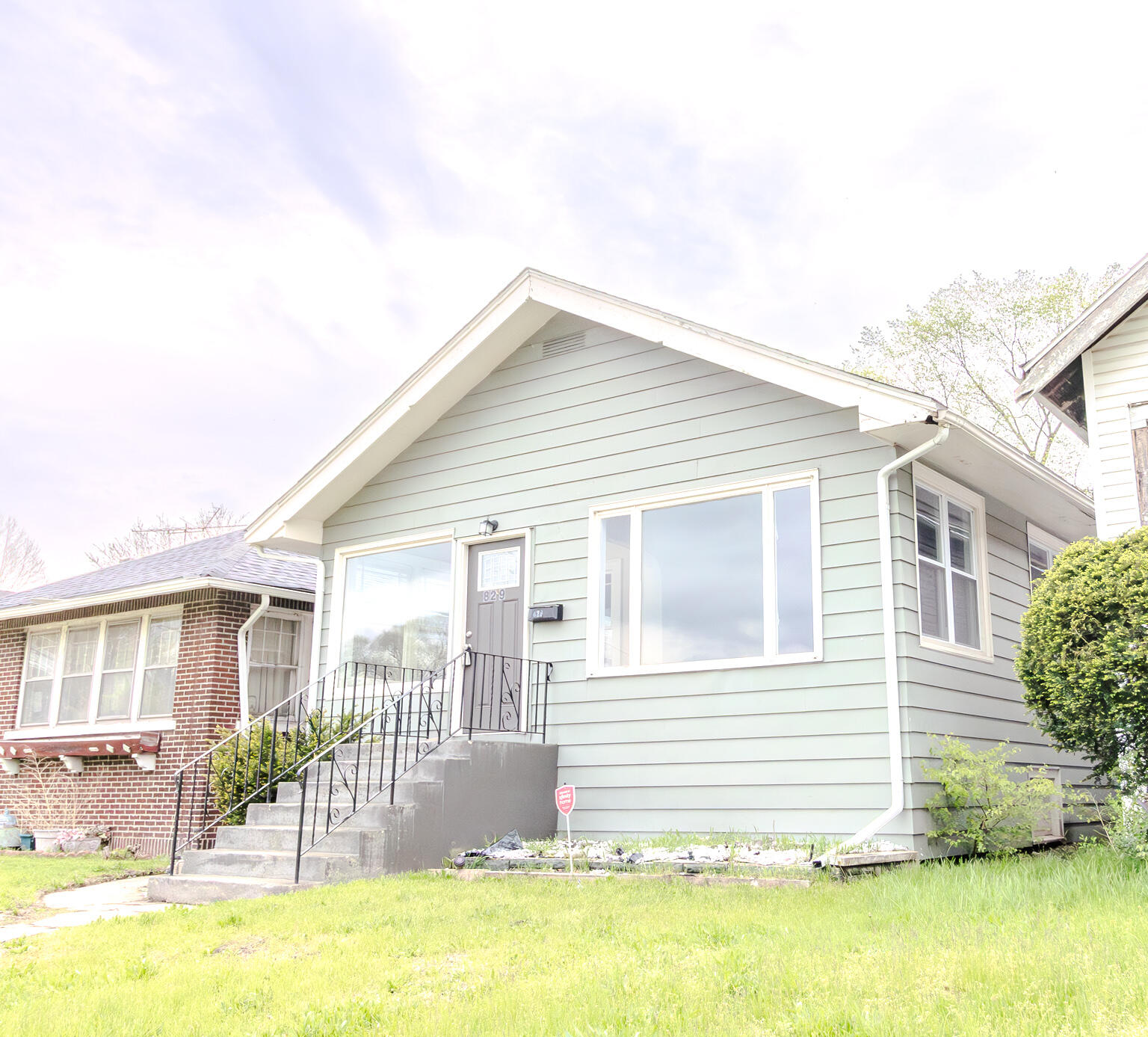829 Johnson Street Gary, IN 46402 - Photo 2 of 42 1536x1387