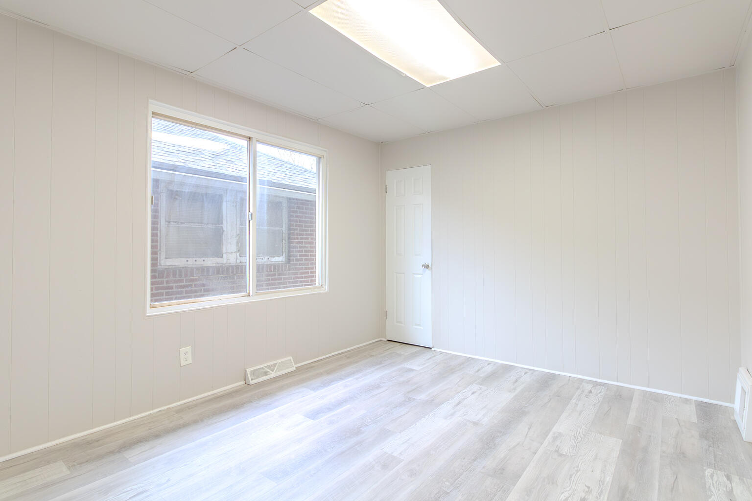 829 Johnson Street Gary, IN 46402 - Photo 23 of 42 1536x1024