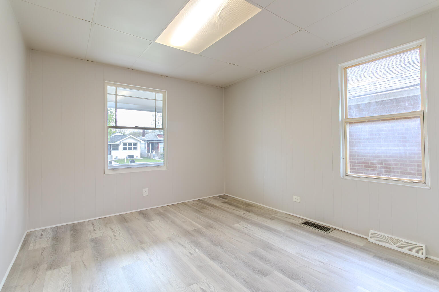 829 Johnson Street Gary, IN 46402 - Photo 24 of 42 1536x1024
