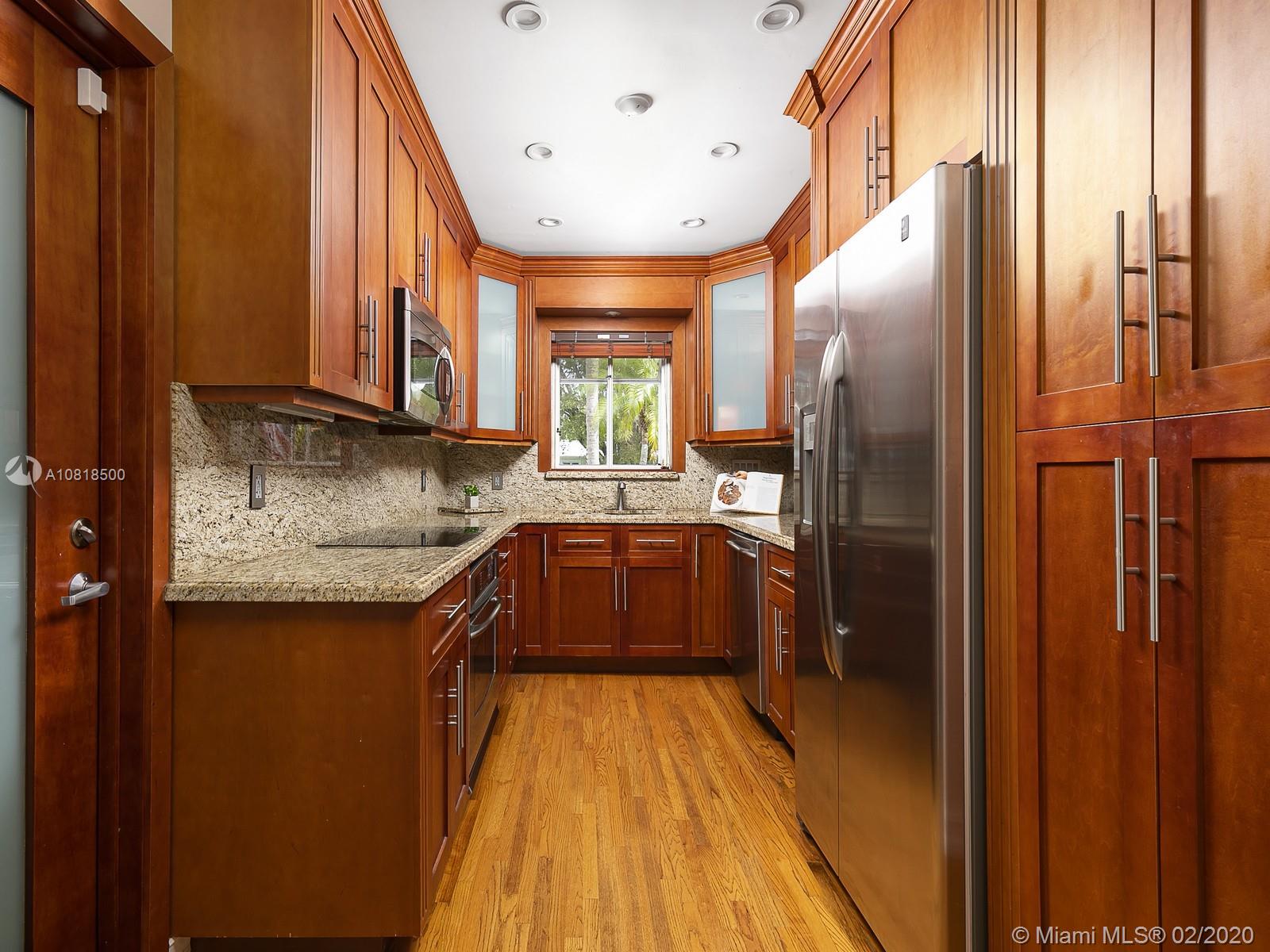 510 Southwest 28th Road Miami, FL 33129 - Photo 6 of 19
