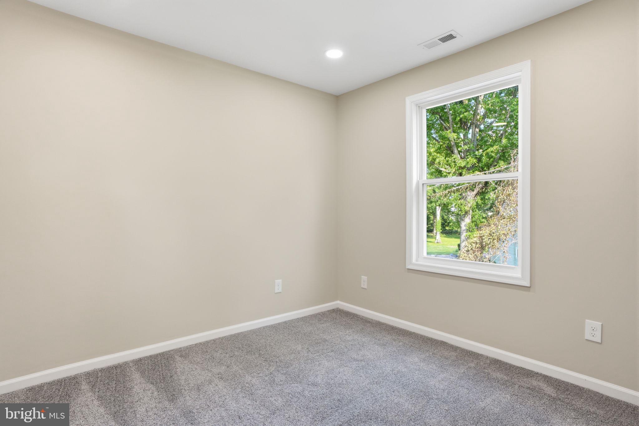 22 Peppermint Road Levittown, PA 19056 - Photo 29 of 42