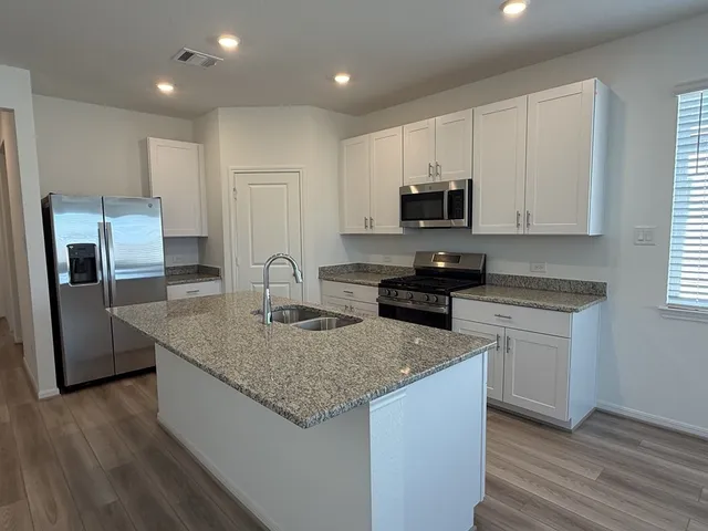 $2,399 | 22134 Hat Crk Drive, Hockley, TX 77447