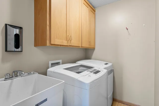 $435,000 | 1824 Nixon Street South, Cambridge, MN 55008