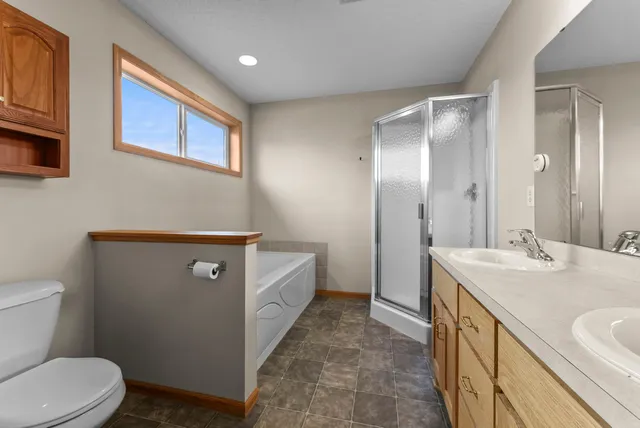 $435,000 | 1824 Nixon Street South, Cambridge, MN 55008