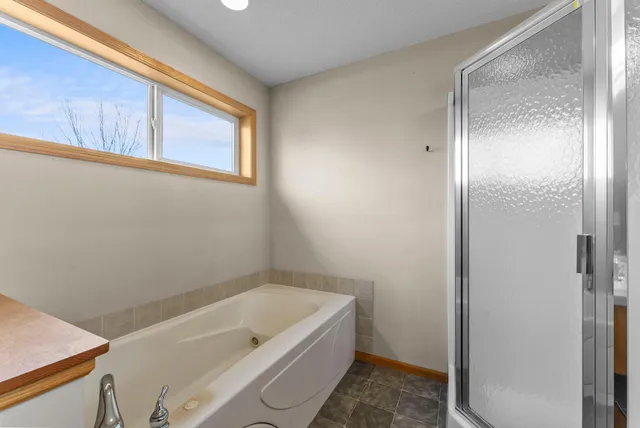 $435,000 | 1824 Nixon Street South, Cambridge, MN 55008