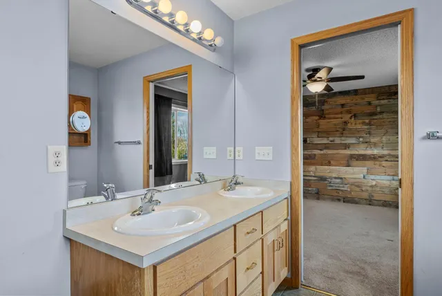 $435,000 | 1824 Nixon Street South, Cambridge, MN 55008