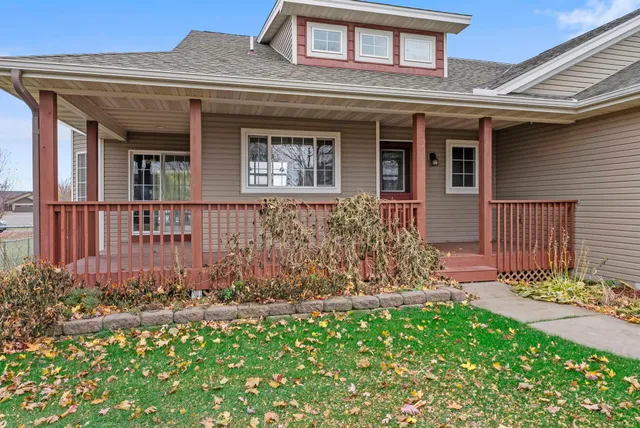 $424,000 | 1824 Nixon Street South, Cambridge, MN 55008