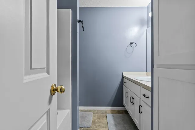 $435,000 | 1824 Nixon Street South, Cambridge, MN 55008