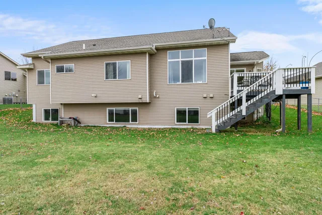 $435,000 | 1824 Nixon Street South, Cambridge, MN 55008