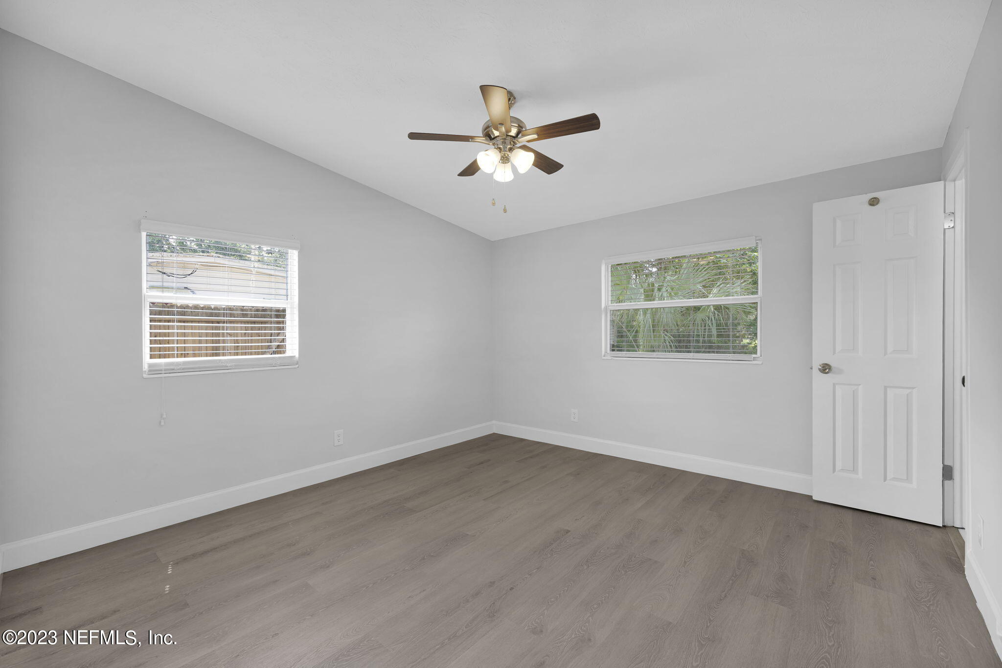 8620 Lone Star Road Jacksonville, FL 32211 - Photo 19 of 31 24-web-or-mls-lone star_022