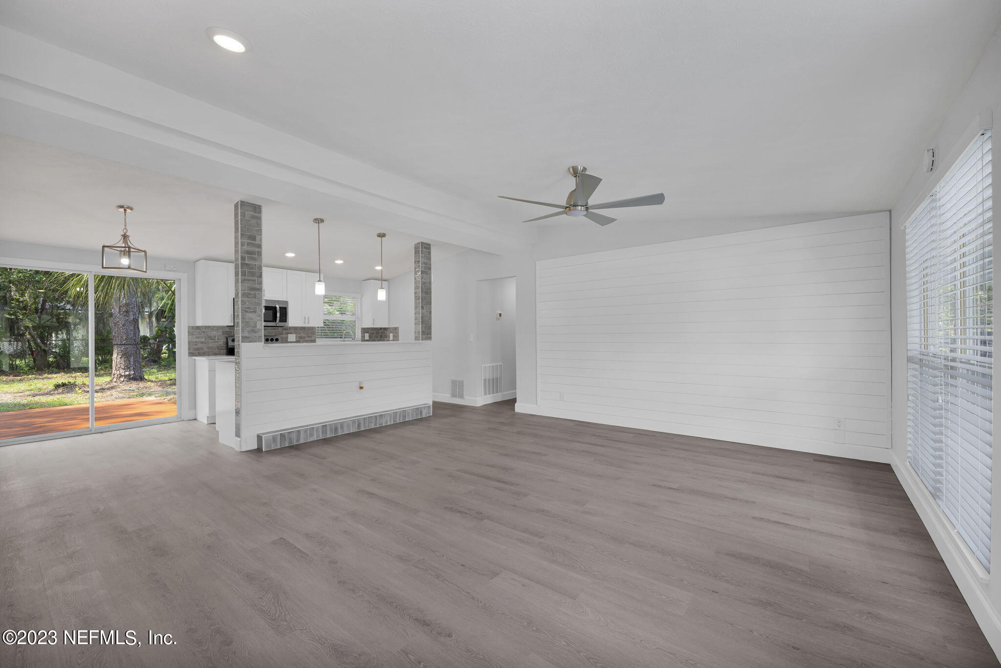 8620 Lone Star Road Jacksonville, FL 32211 - Photo 6 of 31 7-web-or-mls-lone star_007
