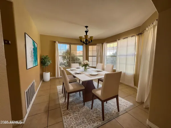 $2,995 | 15453 South 44th Place, Phoenix, AZ 85044