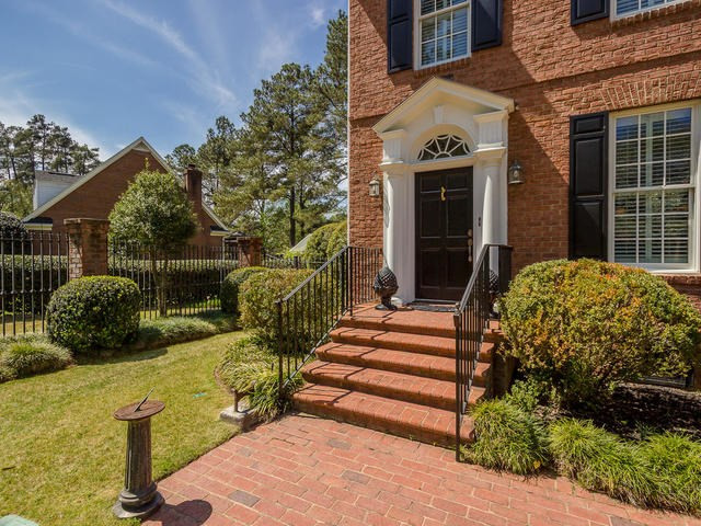 821 Camellia Road Augusta, GA 30909 - Photo 5 of 75 Front Entry