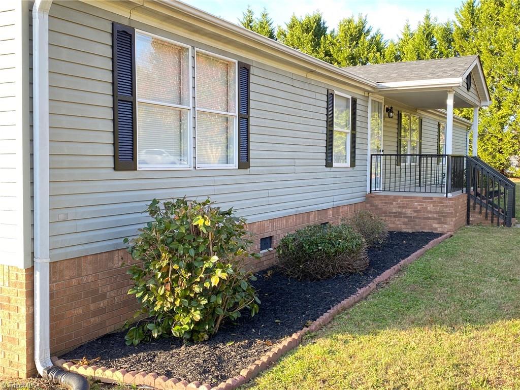 237 Beaver Farm Road Lexington, NC 27295 - Photo 2 of 26 Gallery Image 2