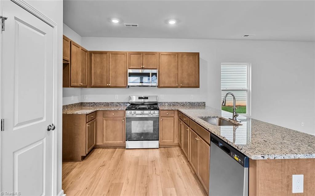 511 Raspberry Hl Drive Winston-Salem, NC 27106 - Photo 8 of 42