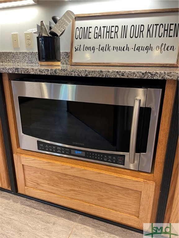 275 Kilkenny Road Richmond Hill, GA 31324 - Photo 13 of 50 Microwave